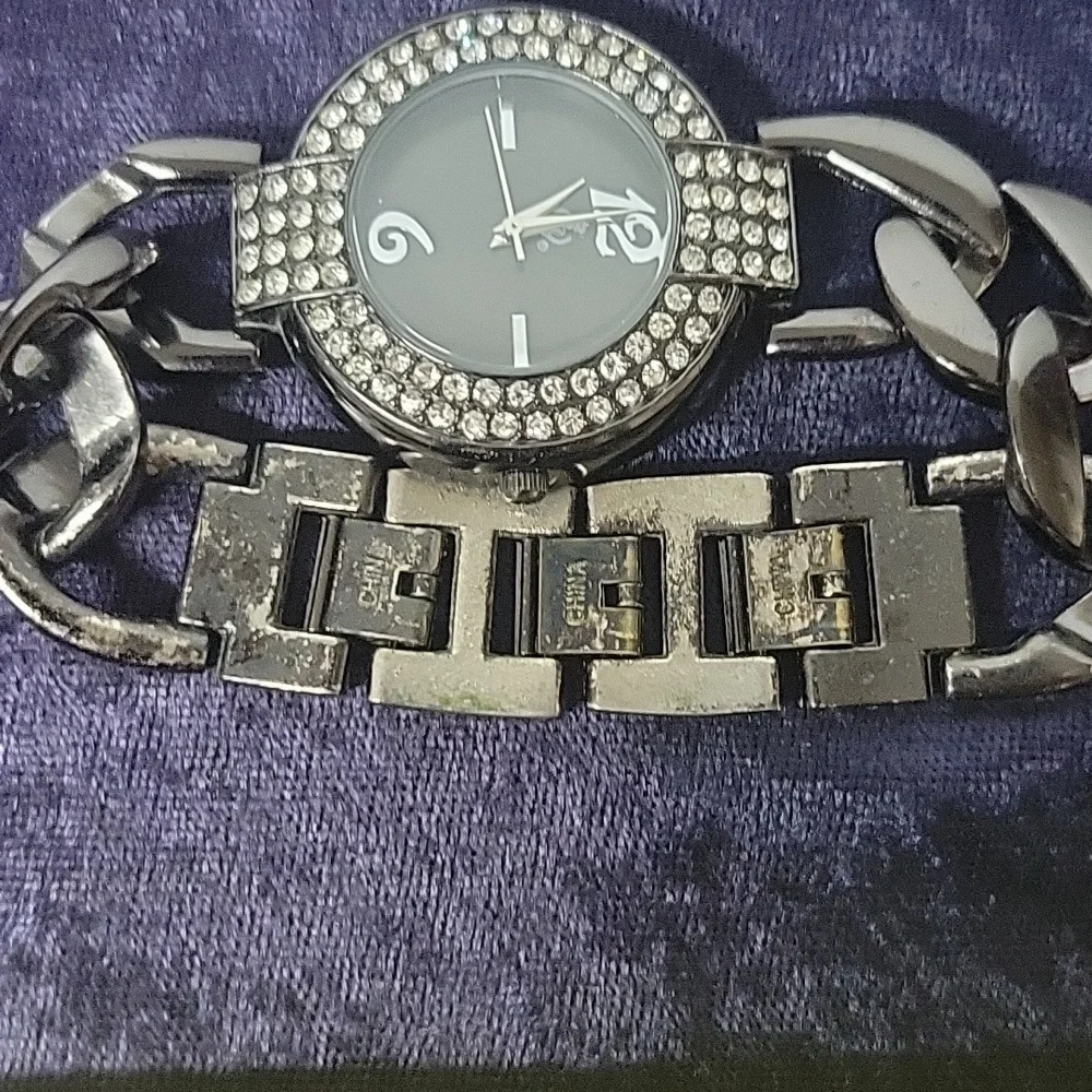 Premier Designs this watch